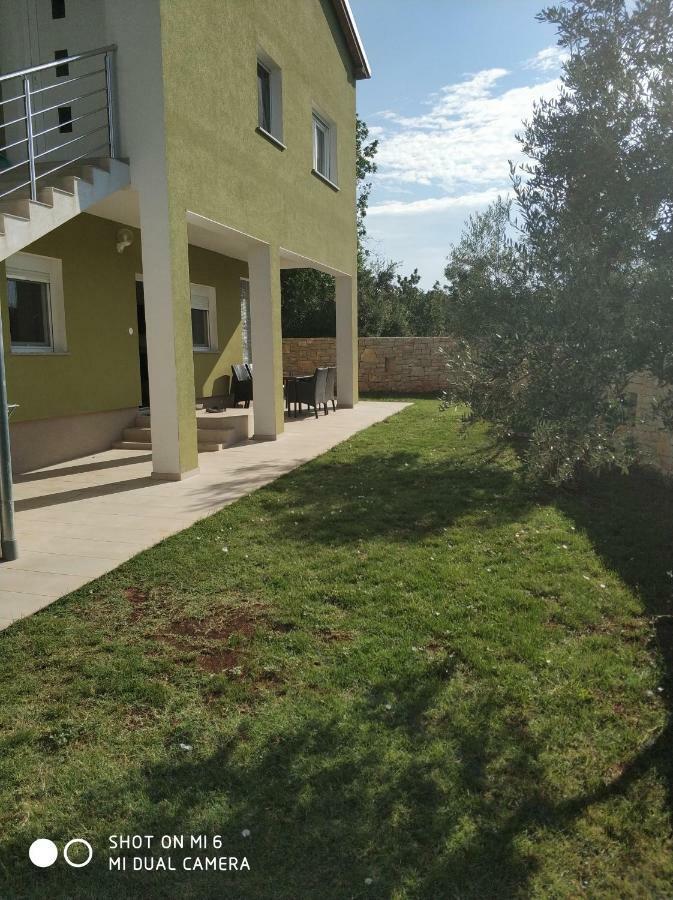 Apartments Nogic Peroj Extérieur photo